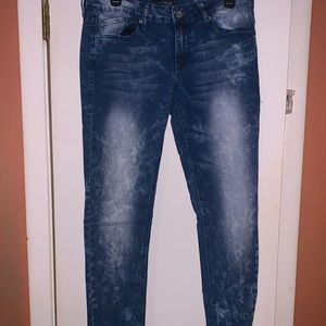 Lovesick’s Acid Wash Jeans